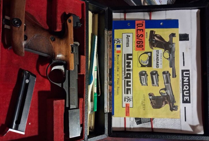 1000027527 1000027527