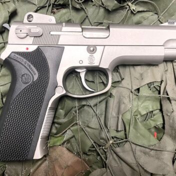 S&W 4006